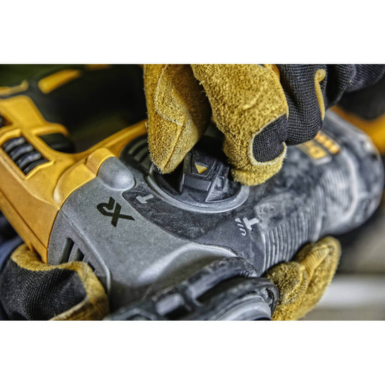 Купити Перфоратор акумуляторний безщітковий SDS-Plus DeWALT DCH274N. Офіційний магазин Toolmaster Україна. Фірмовий інструмент та обладнання, офіційна гарантія