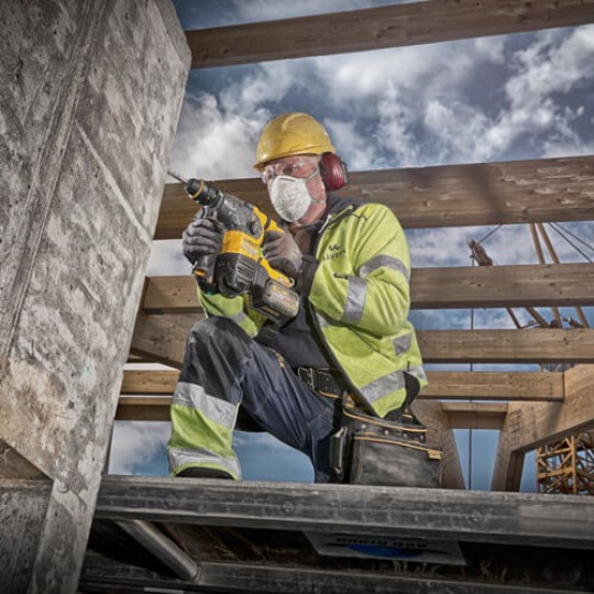 Купити Перфоратор акумуляторний безщітковий SDS-Plus DeWALT DCH333X2. Офіційний магазин Toolmaster Україна. Фірмовий інструмент та обладнання, офіційна гарантія