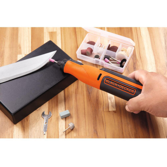 Купити Багатофункціональний інструмент акумуляторний BLACK+DECKER BCRT8I. Офіційний магазин Toolmaster Україна. Фірмовий інструмент та обладнання, офіційна гарантія