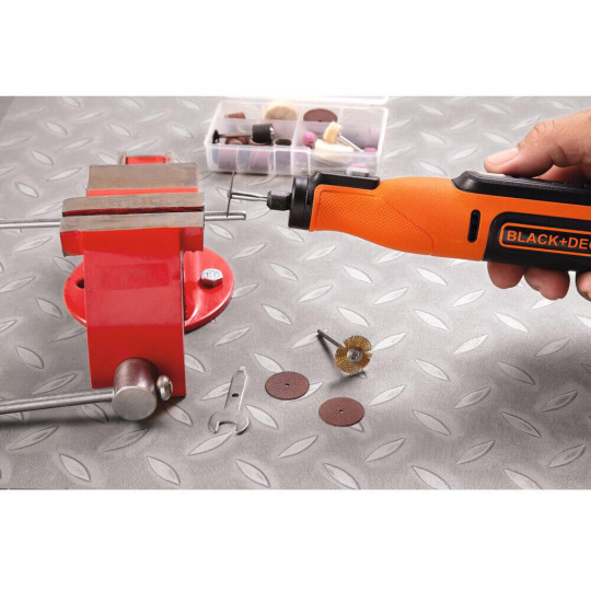 Купити Багатофункціональний інструмент акумуляторний BLACK+DECKER BCRT8I. Офіційний магазин Toolmaster Україна. Фірмовий інструмент та обладнання, офіційна гарантія