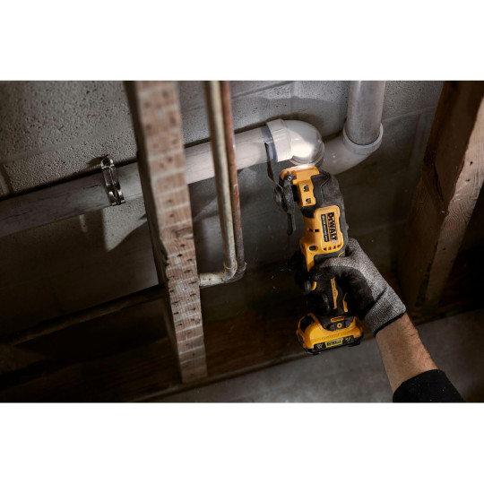 Купити Багатофункціональний інструмент акумуляторний безщітковий DeWALT DCS353D2. Офіційний магазин Toolmaster Україна. Фірмовий інструмент та обладнання, офіційна гарантія