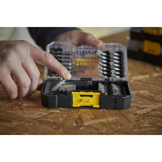 Купити Набір біт STANLEY STA88560. Офіційний магазин Toolmaster Україна. Фірмовий інструмент та обладнання, офіційна гарантія
