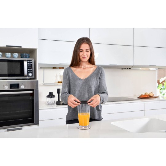 Купити Ручной блендер BLACK+DECKER BXHBA1500E. Официальный магазин Toolmaster Украина. Фирменный инструмент и оборудование, официальная гарантия