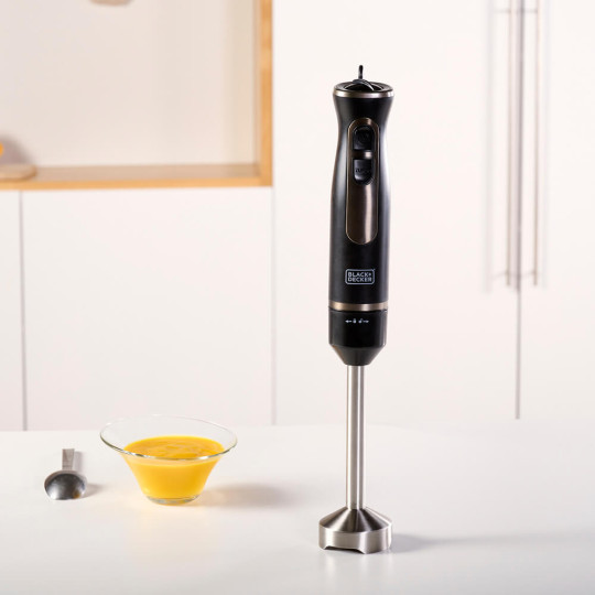 Купити Ручной блендер BLACK+DECKER BXHBA800E. Официальный магазин Toolmaster Украина. Фирменный инструмент и оборудование, официальная гарантия