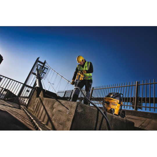 Купити Бур с полым стволом DeWALT DT60230. Официальный магазин Toolmaster Украина. Фирменный инструмент и оборудование, официальная гарантия