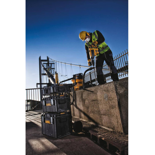 Купити Бур с полым стволом DeWALT DT60230. Официальный магазин Toolmaster Украина. Фирменный инструмент и оборудование, официальная гарантия