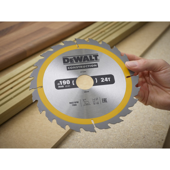 Купити Диск пильный СONSTRUCTION DeWALT DT1944. Официальный магазин Toolmaster Украина. Фирменный инструмент и оборудование, официальная гарантия