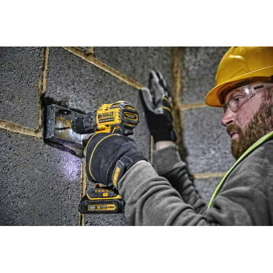 Купити Дриль-шурупокрут акумуляторний безщітковий DeWALT DCD708N. Офіційний магазин Toolmaster Україна. Фірмовий інструмент та обладнання, офіційна гарантія