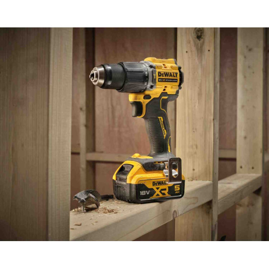 Купити Дриль-шуруповерт акумуляторний безщітковий ударний DeWALT DCD799NT. Офіційний магазин Toolmaster Україна. Фірмовий інструмент та обладнання, офіційна гарантія