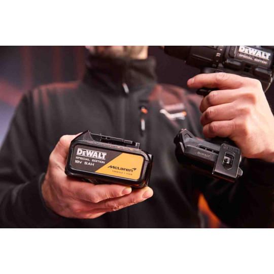 Купити Дриль-шурупокрут ударний McLaren F1 TEAM SPECIAL EDITION DeWALT DCD86MP2T. Офіційний магазин Toolmaster Україна. Фірмовий інструмент та обладнання, офіційна гарантія