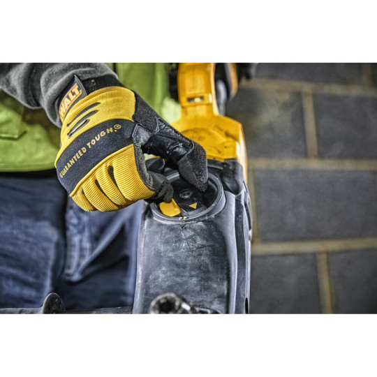 Купити Дриль акумуляторний безщітковий DeWALT DCD470N. Офіційний магазин Toolmaster Україна. Фірмовий інструмент та обладнання, офіційна гарантія