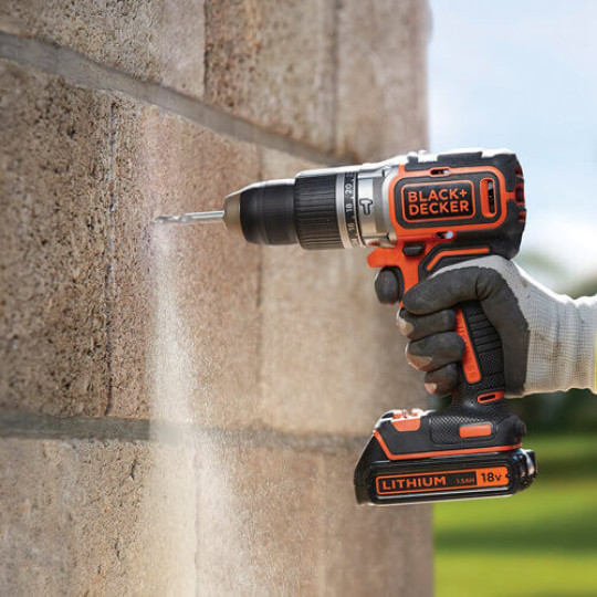 Купити Дриль-шурупокрут акумуляторний безщітковий ударний BLACK+DECKER BL188KB. Офіційний магазин Toolmaster Україна. Фірмовий інструмент та обладнання, офіційна гарантія