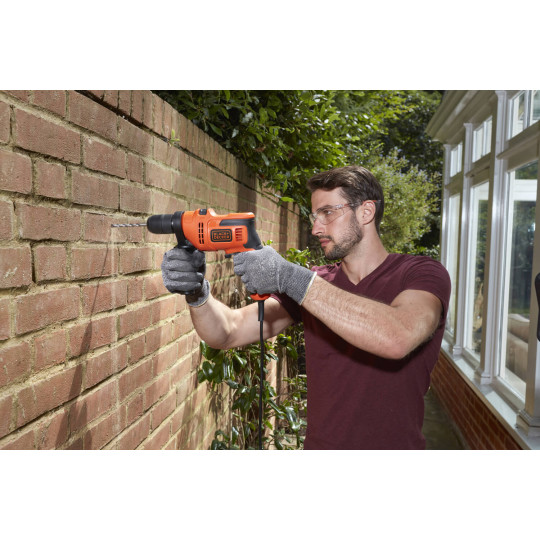 Купити Дриль мережевий ударний BLACK+DECKER BEH200. Офіційний магазин Toolmaster Україна. Фірмовий інструмент та обладнання, офіційна гарантія