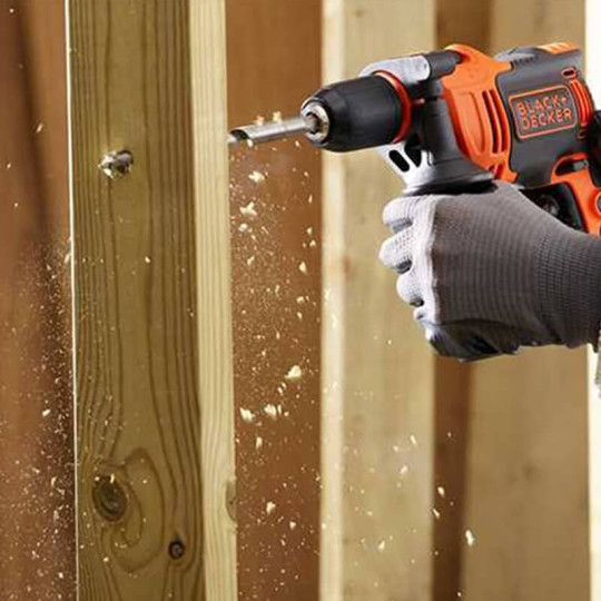 Купити Дриль мережевий ударний BLACK+DECKER BEH710K. Офіційний магазин Toolmaster Україна. Фірмовий інструмент та обладнання, офіційна гарантія