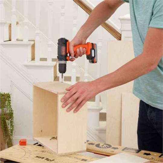 Купити Дриль-шурупокрут акумуляторний BLACK+DECKER BDCDD12USB. Офіційний магазин Toolmaster Україна. Фірмовий інструмент та обладнання, офіційна гарантія