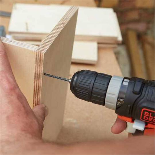 Купити Дриль-шурупокрут акумуляторний BLACK+DECKER BDCDD12USB. Офіційний магазин Toolmaster Україна. Фірмовий інструмент та обладнання, офіційна гарантія