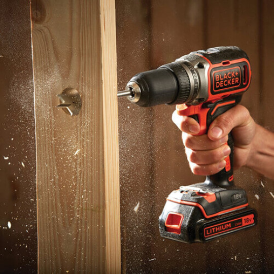 Купити Дриль-шурупокрут акумуляторний безщітковий BLACK+DECKER BL186KB. Офіційний магазин Toolmaster Україна. Фірмовий інструмент та обладнання, офіційна гарантія