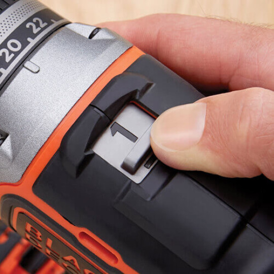 Купити Дриль-шурупокрут акумуляторний безщітковий BLACK+DECKER BL186KB. Офіційний магазин Toolmaster Україна. Фірмовий інструмент та обладнання, офіційна гарантія