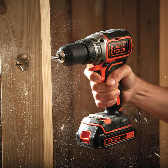 Купити Дриль-шурупокрут акумуляторний безщітковий BLACK+DECKER BL186N. Офіційний магазин Toolmaster Україна. Фірмовий інструмент та обладнання, офіційна гарантія