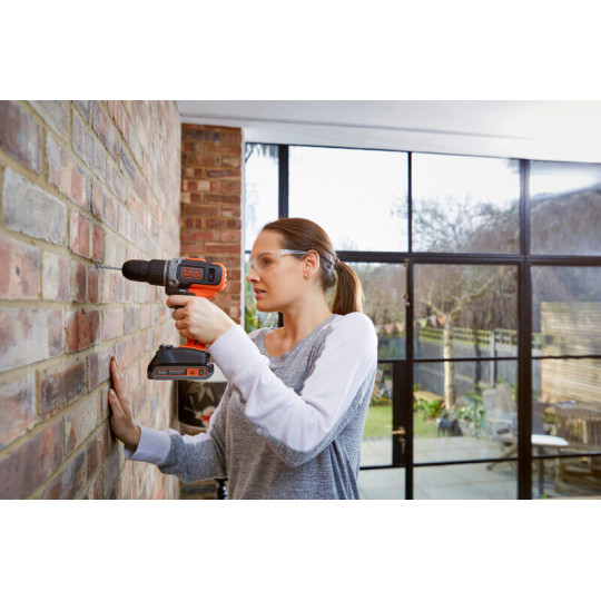 Купити Дриль-шурупокрут ударний акумуляторний BLACK+DECKER BCD003C1. Офіційний магазин Toolmaster Україна. Фірмовий інструмент та обладнання, офіційна гарантія