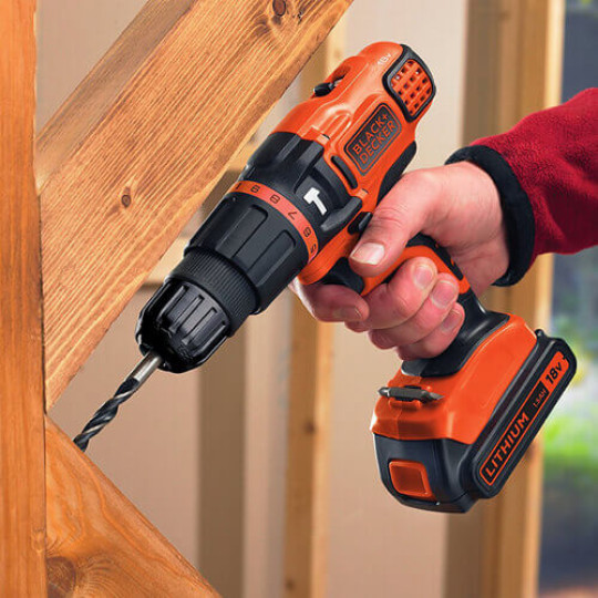 Купити Дриль акумуляторний ударний BLACK+DECKER BDCH188N. Офіційний магазин Toolmaster Україна. Фірмовий інструмент та обладнання, офіційна гарантія