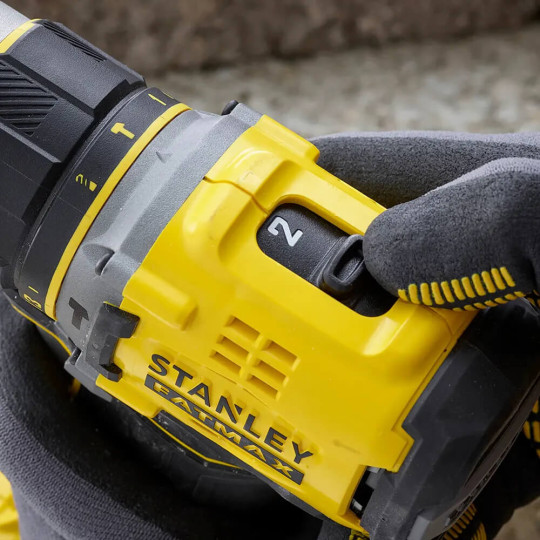 Купити Дриль-шурупокрут ударний акумуляторний безщітковий STANLEY FATMAX SFMCD721B. Офіційний магазин Toolmaster Україна. Фірмовий інструмент та обладнання, офіційна гарантія