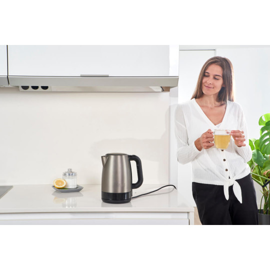 Купити Електрочайник BLACK+DECKER BXKE2201E. Офіційний магазин Toolmaster Україна. Фірмовий інструмент та обладнання, офіційна гарантія