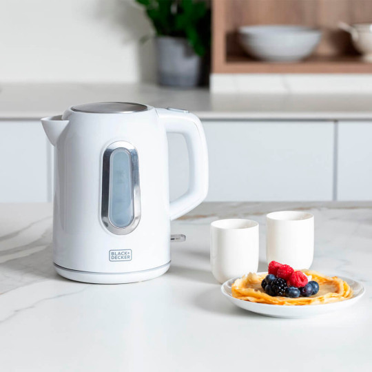 Купити Електрочайник BLACK+DECKER BXKE2204E. Офіційний магазин Toolmaster Україна. Фірмовий інструмент та обладнання, офіційна гарантія