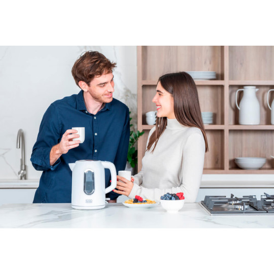 Купити Електрочайник BLACK+DECKER BXKE2204E. Офіційний магазин Toolmaster Україна. Фірмовий інструмент та обладнання, офіційна гарантія