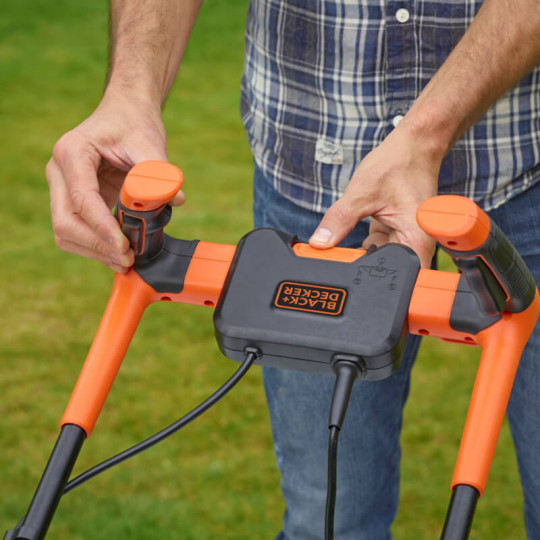 Купити Газонокосарка електрична BLACK+DECKER BEMW461BH. Офіційний магазин Toolmaster Україна. Фірмовий інструмент та обладнання, офіційна гарантія