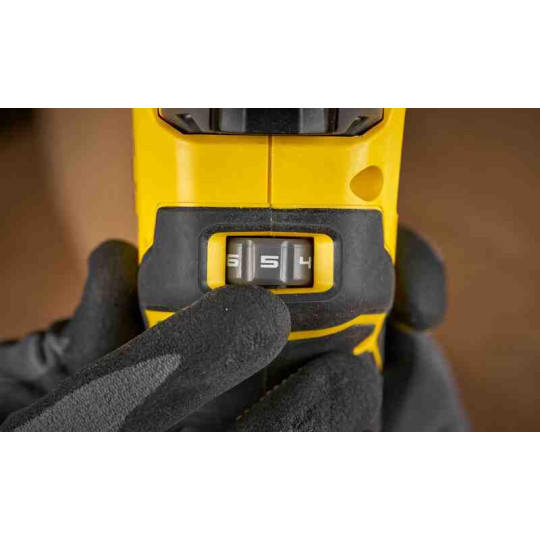 Купити Фрезер акумуляторний безщітковий STANLEY FATMAX SFMCW400B. Офіційний магазин Toolmaster Україна. Фірмовий інструмент та обладнання, офіційна гарантія