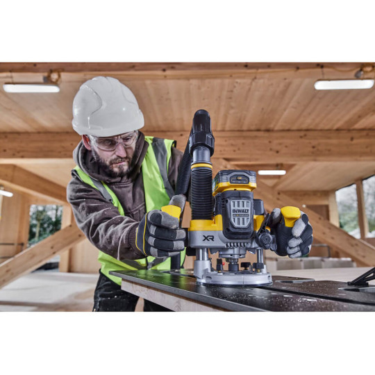 Купити Фрезер акумуляторний безщітковий DeWALT DCW620H2. Офіційний магазин Toolmaster Україна. Фірмовий інструмент та обладнання, офіційна гарантія