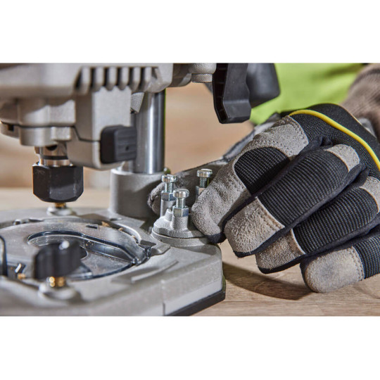 Купити Фрезер акумуляторний безщітковий DeWALT DCW620NT. Офіційний магазин Toolmaster Україна. Фірмовий інструмент та обладнання, офіційна гарантія