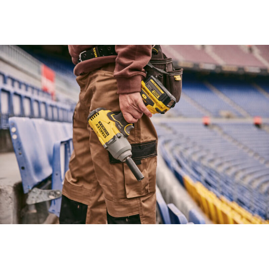 Купити Гайкокрут ударний акумуляторний STANLEY FATMAX SFMCF940B. Офіційний магазин Toolmaster Україна. Фірмовий інструмент та обладнання, офіційна гарантія
