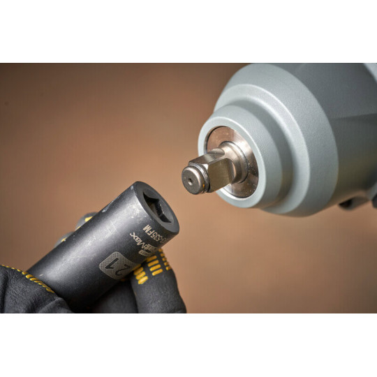 Купити Гайкокрут ударний акумуляторний STANLEY FATMAX SFMCF940B. Офіційний магазин Toolmaster Україна. Фірмовий інструмент та обладнання, офіційна гарантія