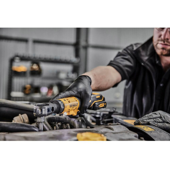 Купити Гайкокрут кутовий - ключ-храповик акумуляторний безщітковий DeWALT DCF503L1G. Офіційний магазин Toolmaster Україна. Фірмовий інструмент та обладнання, офіційна гарантія