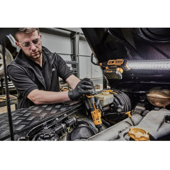 Купити Гайкокрут кутовий - ключ-храповик акумуляторний безщітковий DeWALT DCF503L1G. Офіційний магазин Toolmaster Україна. Фірмовий інструмент та обладнання, офіційна гарантія