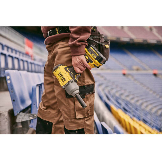 Купити Гайкокрут ударний акумуляторний STANLEY FATMAX SFMCF940M1. Офіційний магазин Toolmaster Україна. Фірмовий інструмент та обладнання, офіційна гарантія