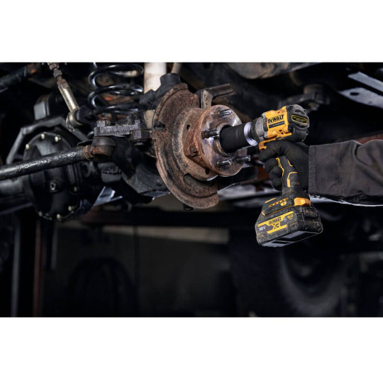 Купити Гайкокрут ударний акумуляторний безщітковий DeWALT DCF921P2G. Офіційний магазин Toolmaster Україна. Фірмовий інструмент та обладнання, офіційна гарантія