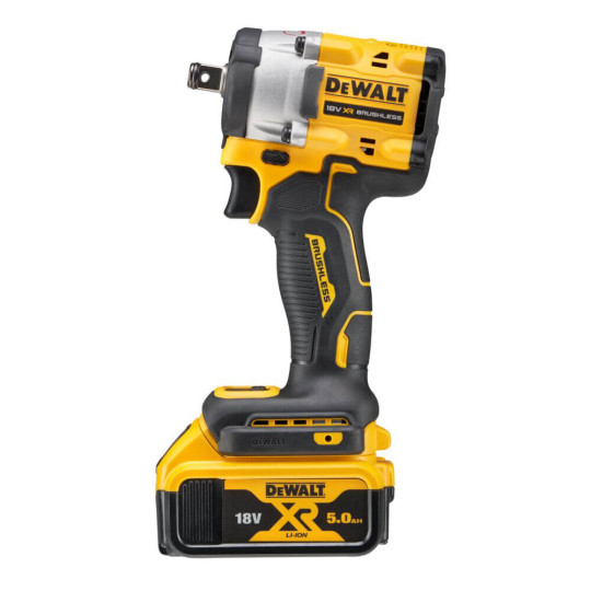 Купити Гайковерт ударный аккумуляторный бесщеточный DeWALT DCF921P2T. Официальный магазин Toolmaster Украина. Фирменный инструмент и оборудование, официальная гарантия