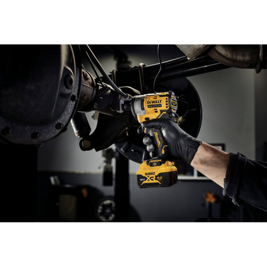Купити Гайкокрут ударный акумуляторний безщітковий DeWALT DCF901P2. Офіційний магазин Toolmaster Україна. Фірмовий інструмент та обладнання, офіційна гарантія