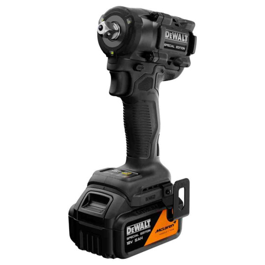 Купити Гайкокрут ударний акумуляторний безщітковий McLaren F1 TEAM SPECIAL EDITION DeWALT DCF92MP2T. Офіційний магазин Toolmaster Україна. Фірмовий інструмент та обладнання, офіційна гарантія