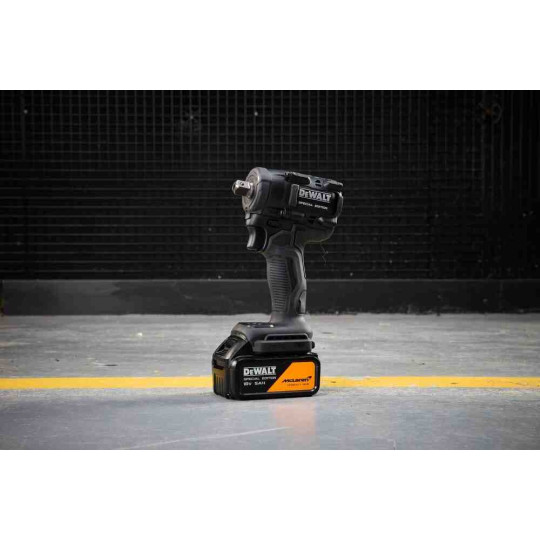 Купити Гайкокрут ударний акумуляторний безщітковий McLaren F1 TEAM SPECIAL EDITION DeWALT DCF92MP2T. Офіційний магазин Toolmaster Україна. Фірмовий інструмент та обладнання, офіційна гарантія
