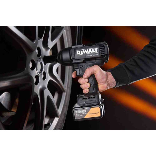 Купити Гайкокрут ударний акумуляторний безщітковий McLaren F1 TEAM SPECIAL EDITION DeWALT DCF99MP2T. Офіційний магазин Toolmaster Україна. Фірмовий інструмент та обладнання, офіційна гарантія