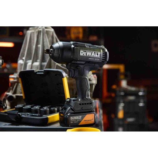 Купити Гайкокрут ударний акумуляторний безщітковий McLaren F1 TEAM SPECIAL EDITION DeWALT DCF99MP2T. Офіційний магазин Toolmaster Україна. Фірмовий інструмент та обладнання, офіційна гарантія