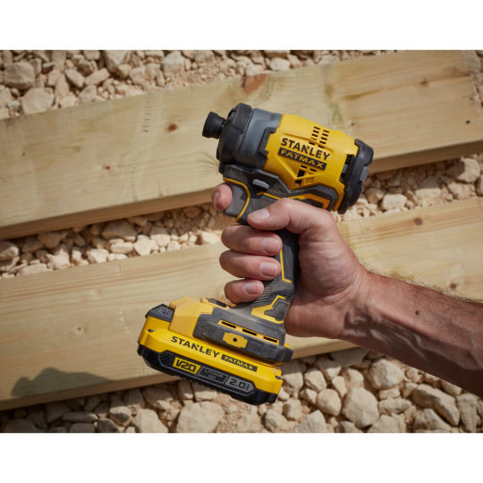 Купити Гайкокрут ударний акумуляторний STANLEY FATMAX SFMCF810B. Офіційний магазин Toolmaster Україна. Фірмовий інструмент та обладнання, офіційна гарантія