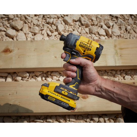 Купити Шурупокрут ударний акумуляторний STANLEY FATMAX SFMCF820D2K. Офіційний магазин Toolmaster Україна. Фірмовий інструмент та обладнання, офіційна гарантія