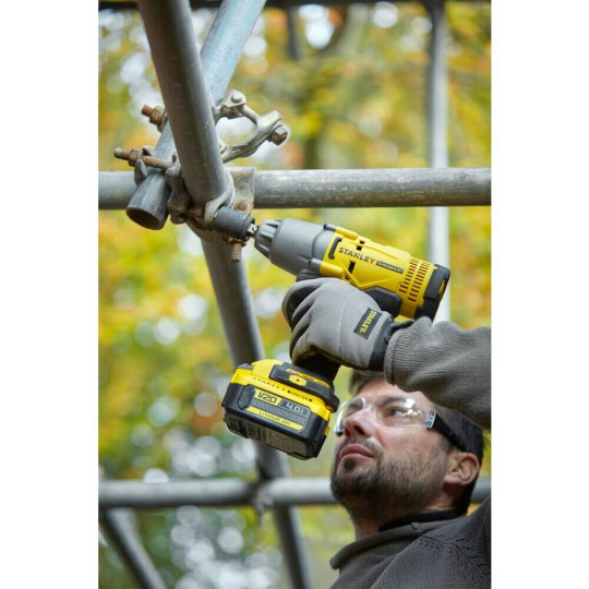 Купити Гайкокрут ударний акумуляторний STANLEY FATMAX SFMCF900B. Офіційний магазин Toolmaster Україна. Фірмовий інструмент та обладнання, офіційна гарантія