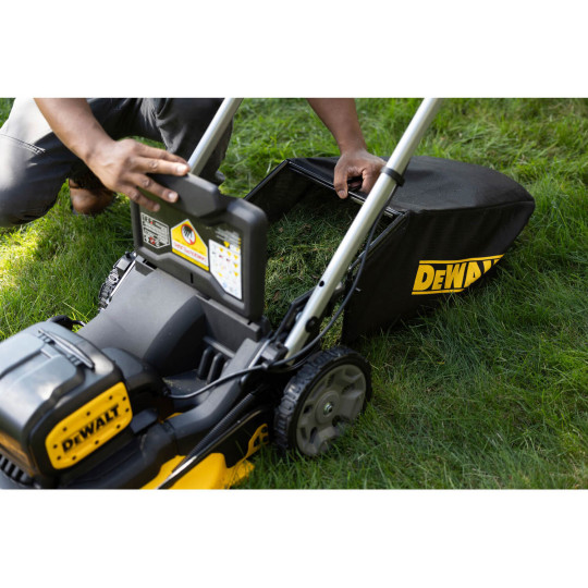 Купити Газонокосарка акумуляторна безщіткова DeWALT DCMWP134W2. Офіційний магазин Toolmaster Україна. Фірмовий інструмент та обладнання, офіційна гарантія