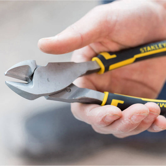 Купити Кусачки FatMax® діагональні довжиною 160 мм STANLEY 0-89-860. Офіційний магазин Toolmaster Україна. Фірмовий інструмент та обладнання, офіційна гарантія